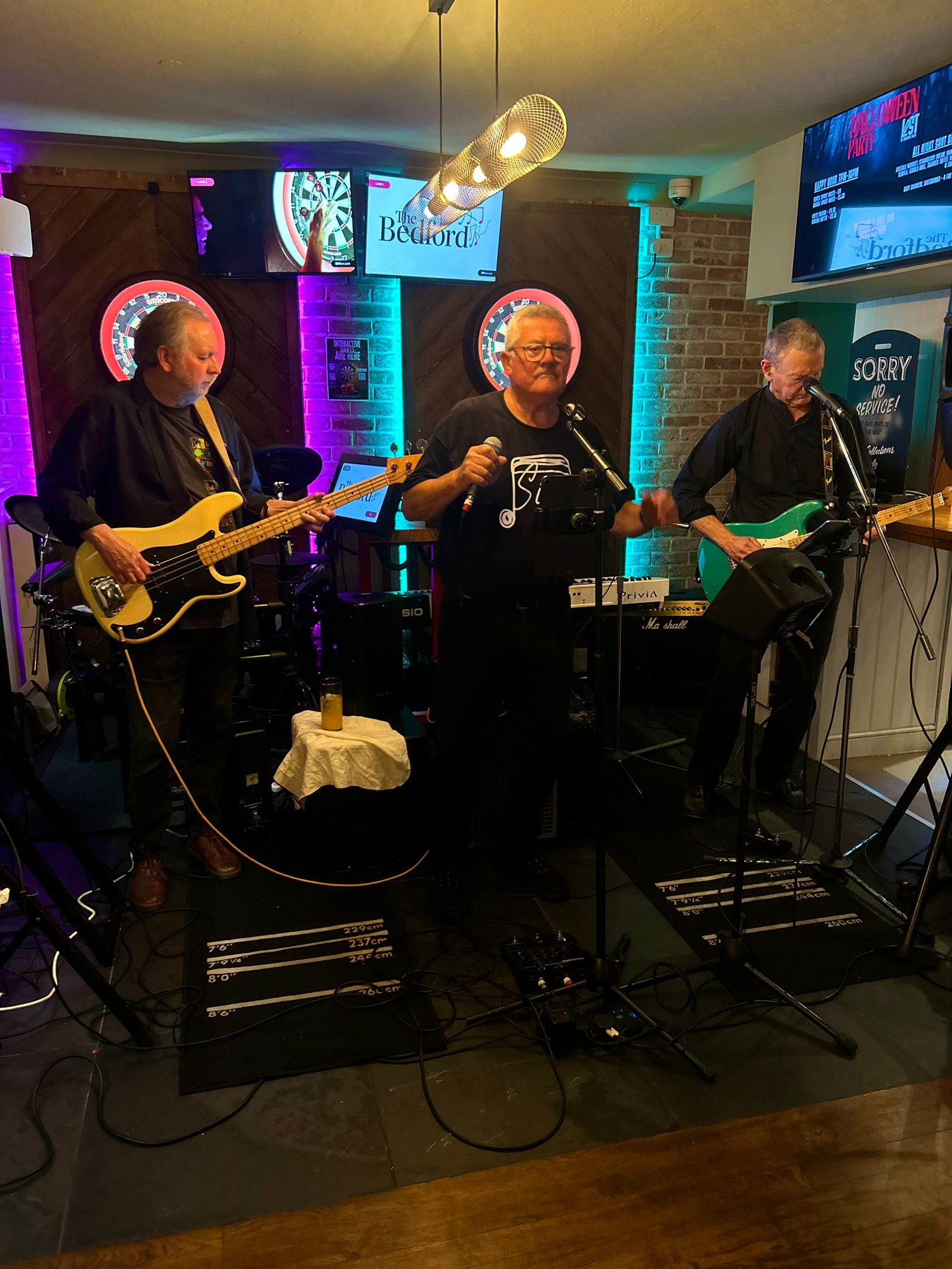 Live Band